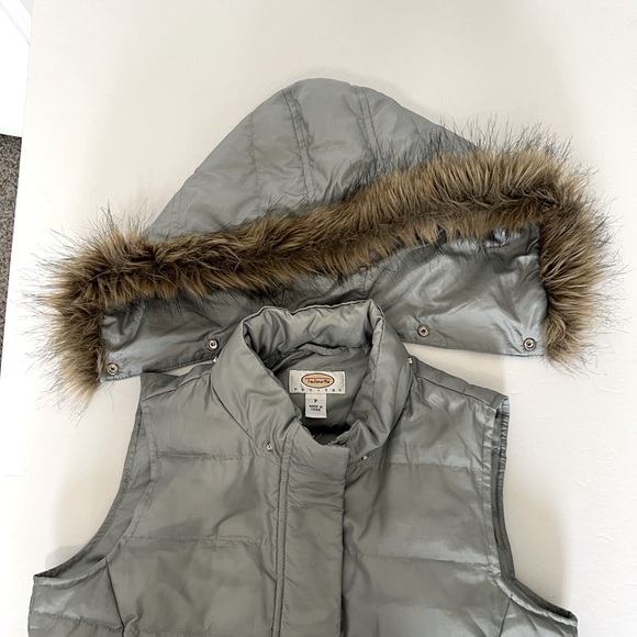 Talbots Light Gray Vest with removable Hood size P - Picture 9 of 9